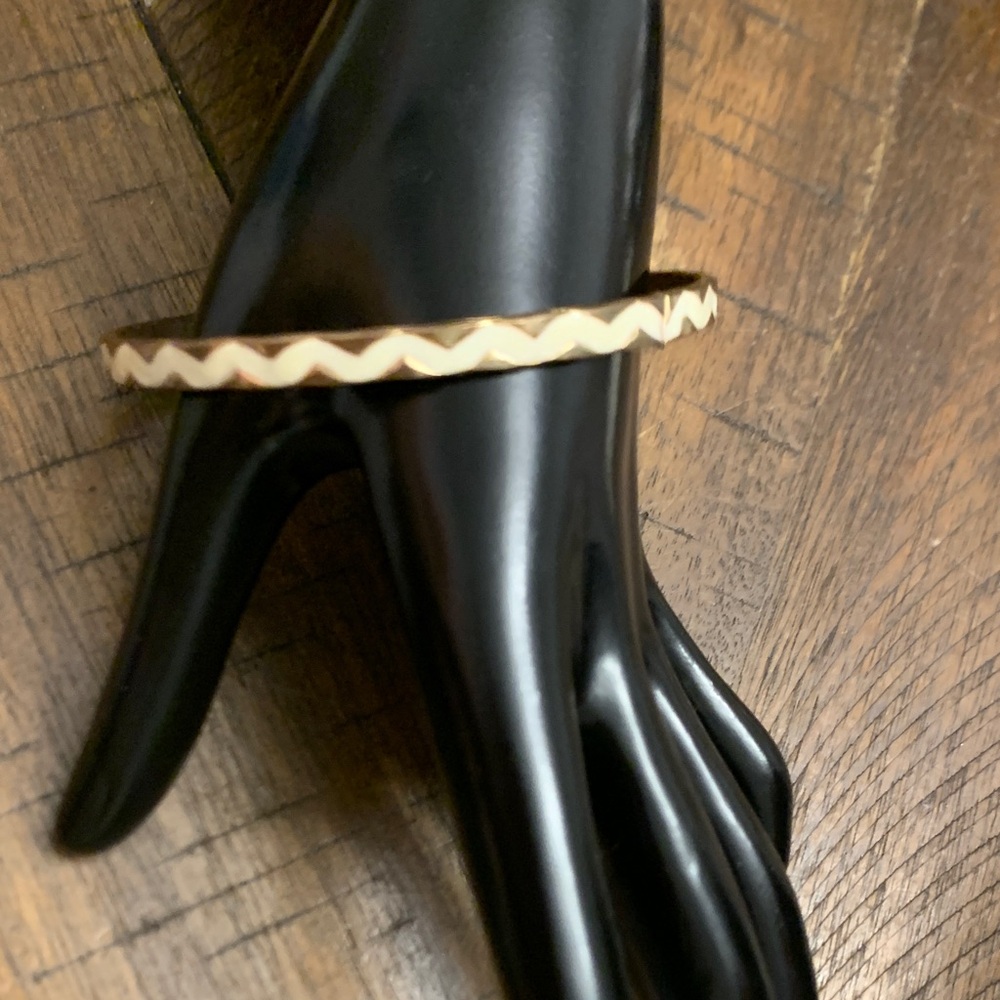 Chevron Patterned Bangle Enamel Bracelet